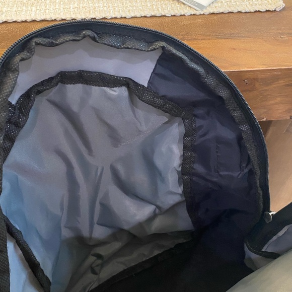 Gray and Black Girl’s Backpack - Picture 5 of 7